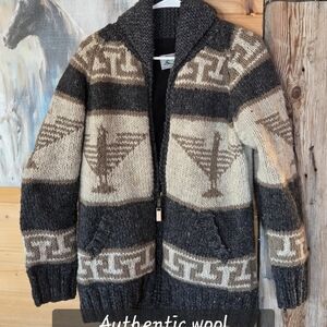 Men's Wool Jacket with Geometric Patterns